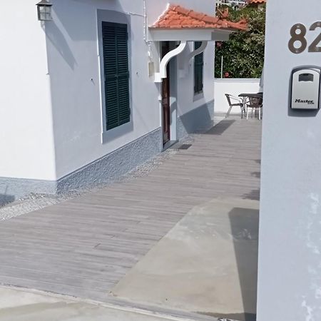 Bus Stop House 82 Funchal  Extérieur photo